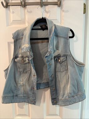 Love & Legend Light Wash Cropped Denim Vest